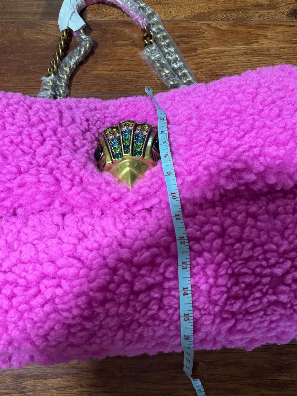 Kurt Geiger MACRO KENSINGTON BAG Pink Faux Shearling, Large!! NWT! - Picture 9 of 16